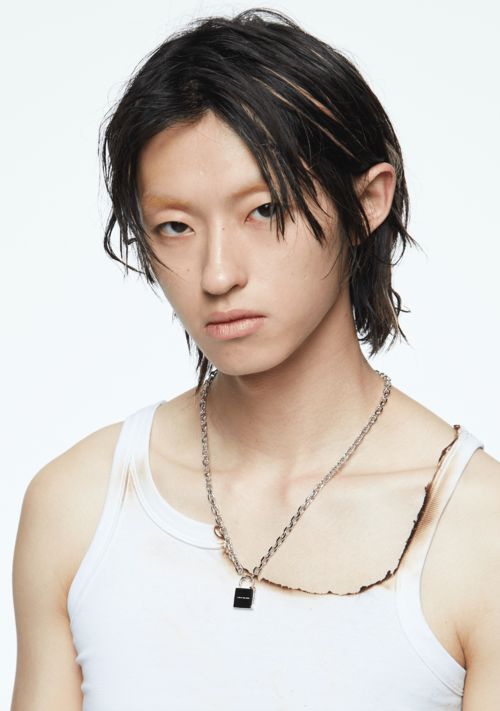 不搞藝術(shù)的男孩不會做首飾 先鋒品牌Cough in Vain的獨特美學(xué)